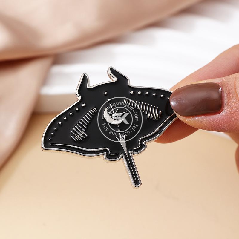 Pin Cài Áo/ Balo